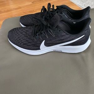 New Nike Gym Shoes